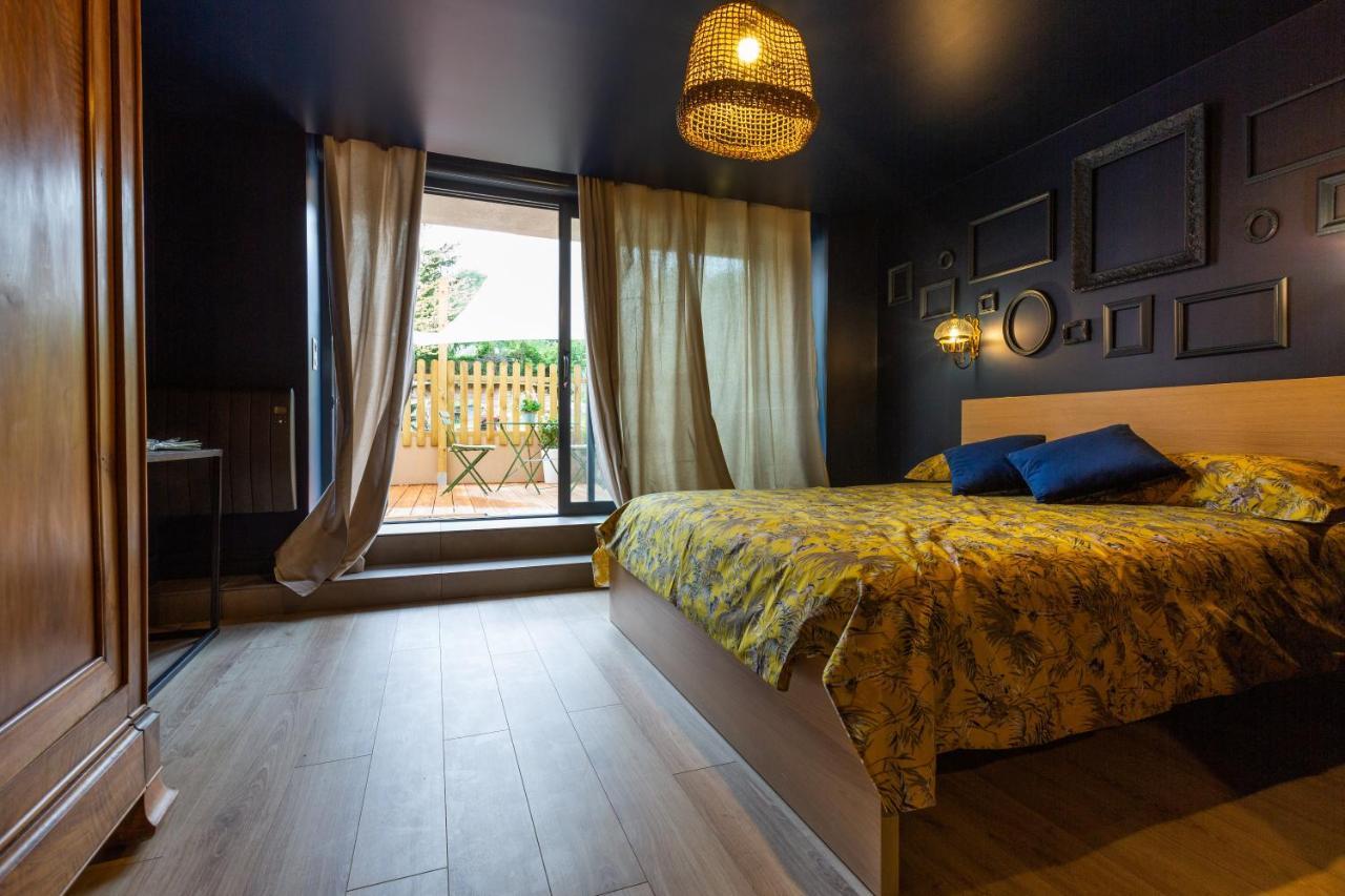 Bed and Breakfast Les Dames-Jeannes Chavot-Courcourt Екстер'єр фото